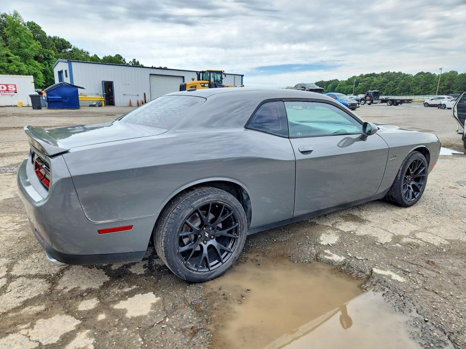 2018 Dodge Challenger VIN 2C3CDZBT6JH130752 COPART salvage auction — NORMAL WEAR, Tx - Certificate Of Title (P), sold $9,100 on 2026-07-02 (photo 3)