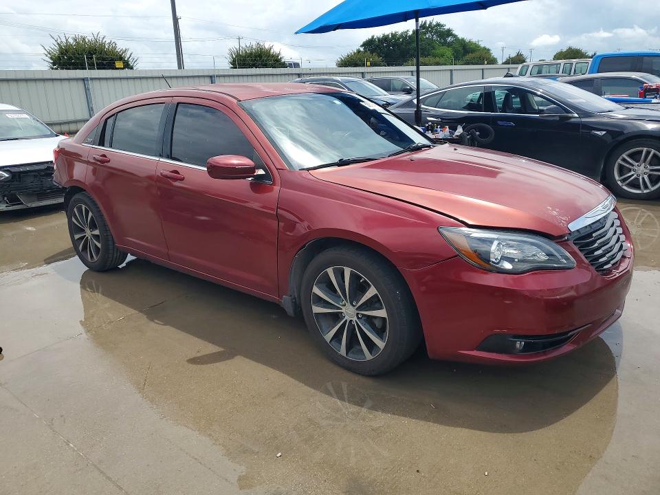 2014 Chrysler VIN 1C3CCBBB6EN197883 COPART salvage auction — REAR END, Tx - Salvage Vehicle Title, sold $775 on 2026-07-09 (photo 4)