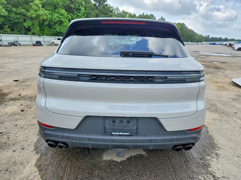 2025 Porsche Cayenne VIN WP1AA2AY7SDA07040 COPART salvage auction — FRONT END, LA - CERT OF TITLE-SALVAGE, sold $32,500 on 2026-07-30 (photo 6)