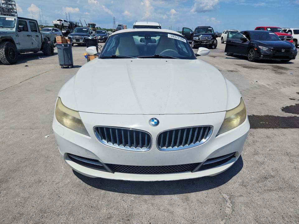 2009 BMW Z4 VIN WBALM53539E161218 COPART salvage auction — MINOR DENT/SCRATCHES, LA - CERT OF TITLE-SALVAGE, sold $2,500 on 2026-07-29 (photo 5)