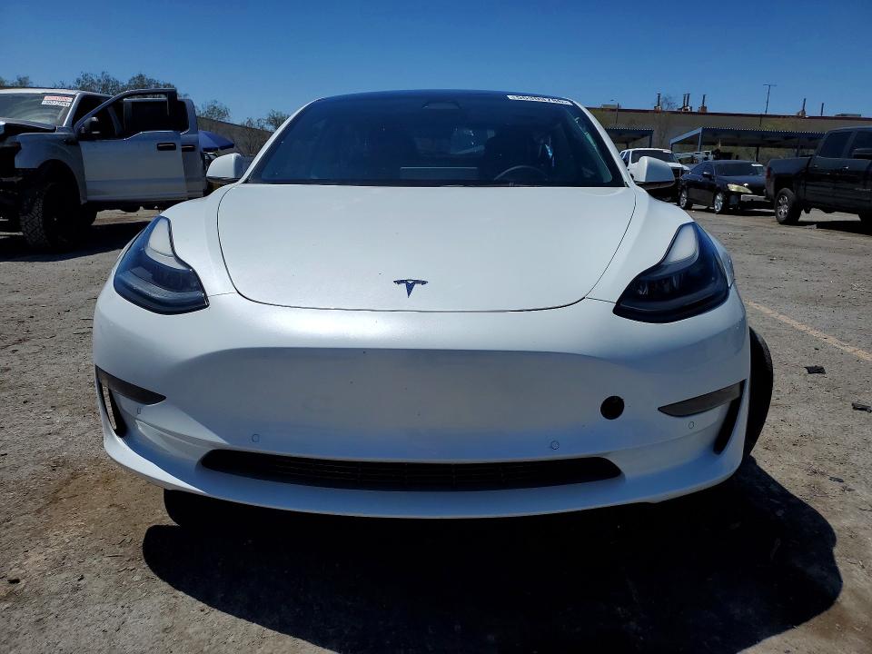 2022 Tesla Model 3 VIN 5YJ3E1EB8NF183946 COPART salvage auction — SIDE, Nv - Salvage Title, sold $6,700 on 2026-07-28 (photo 5)