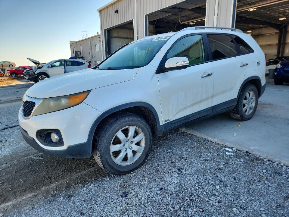2011 Kia Sorento VIN 5XYKTDA25BG124429 COPART salvage auction — HAIL, NE - CERT OF TITLE-SALVAGE, sold $625 on 2026-07-07 (photo 1)