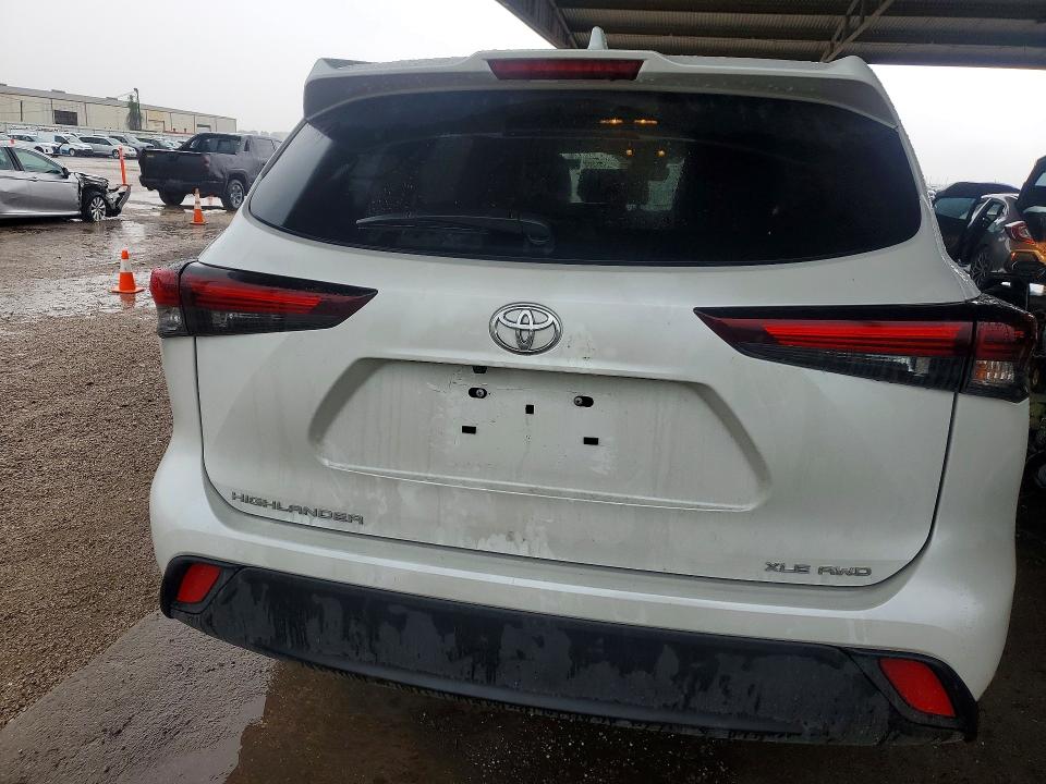 2026 Toyota VIN 5TDKDRBH0TS608493 COPART salvage auction — FRONT END, Tx - Certificate Of Title, sold $32,000 on 2026-07-06 (photo 6)