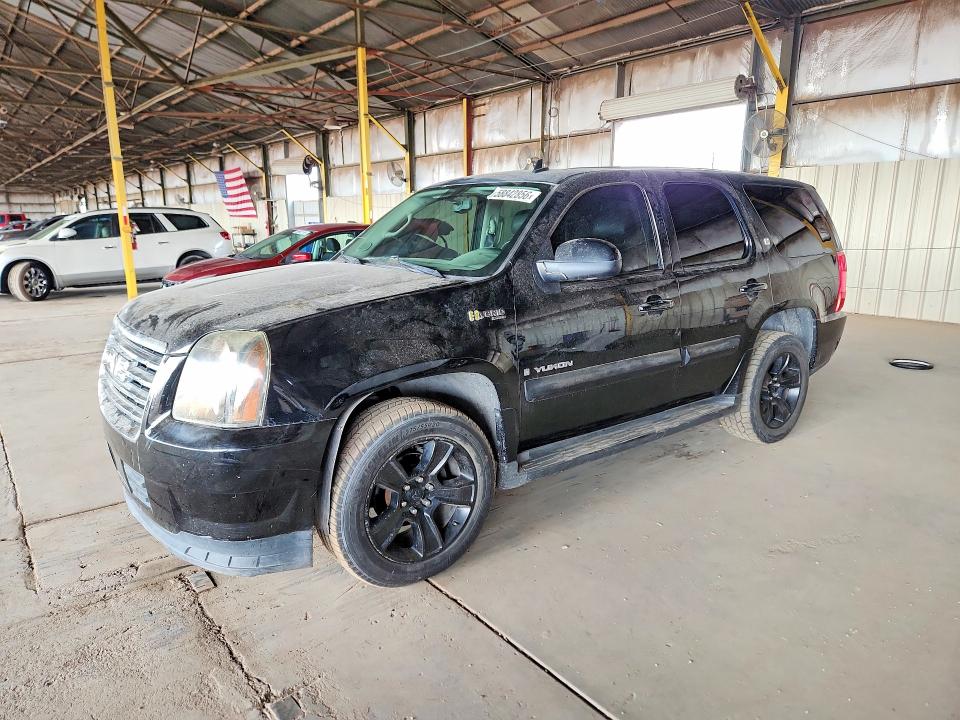 2008 Gmc Yukon VIN 1GKFK13518R220809 COPART salvage auction — MINOR DENT/SCRATCHES, Az - Certificate Of Title, sold $325 on 2026-08-19 (photo 1)