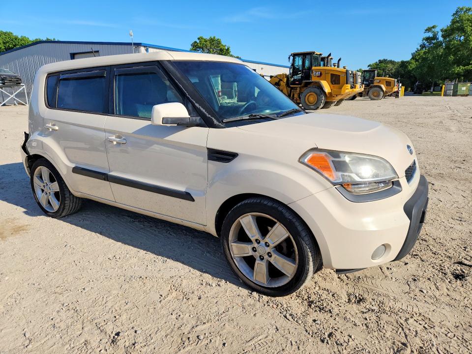 2011 Kia Soul VIN KNDJT2A26B7713597 COPART salvage auction — REAR END, Va - Cert Of Title - Salvage, sold $525 on 2026-07-07 (photo 4)