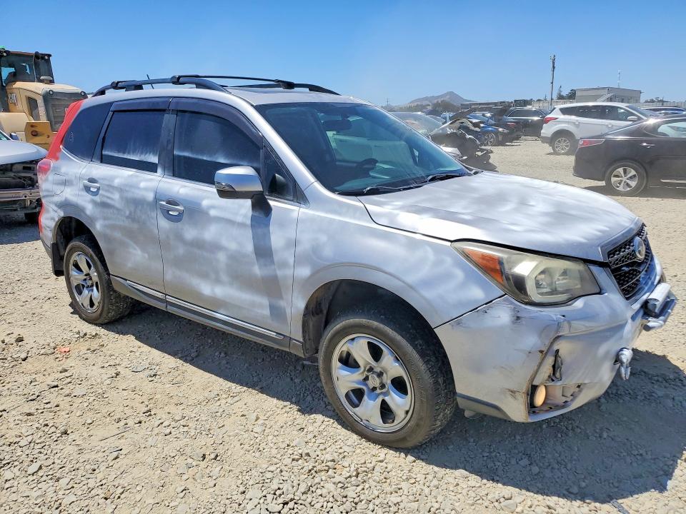 2015 Subaru Forester VIN JF2SJGUC0FH453825 COPART salvage auction — VANDALISM, Ca - Salvage Certificate, sold $725 on 2026-07-14 (photo 4)