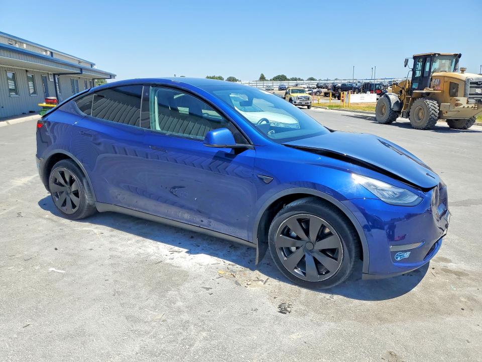 2020 Tesla VIN 5YJYGDEE7LF059059 COPART salvage auction — REAR END, Ca - Salvage Certificate, sold $7,800 on 2026-07-09 (photo 4)