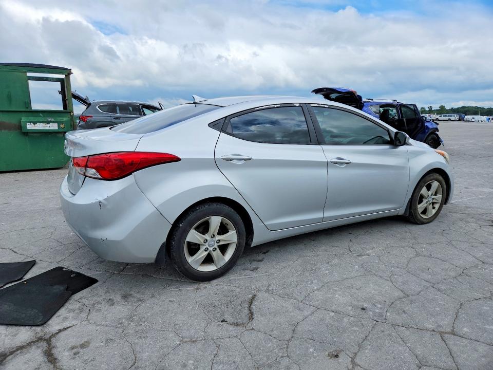 2013 Hyundai Elantra VIN KMHDH4AE6DU861074 COPART salvage auction — MINOR DENT/SCRATCHES, Tn - Certificate Of Title, sold $1,700 on 2026-07-13 (photo 3)