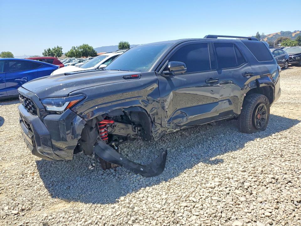 2025 Toyota 4runner VIN JTEVB5BRXS5011369 COPART salvage auction — UNDERCARRIAGE, Ca - Salvage Certificate, sold $29,750 on 2026-07-14 (photo 1)