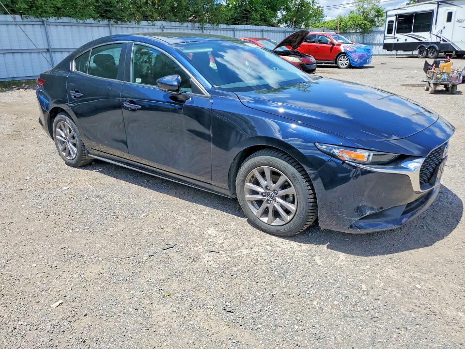 2022 Mazda 3 VIN JM1BPAB77N1500744 COPART salvage auction — SIDE, On - Permit Salvage, sold $5,400 on 2026-07-07 (photo 4)