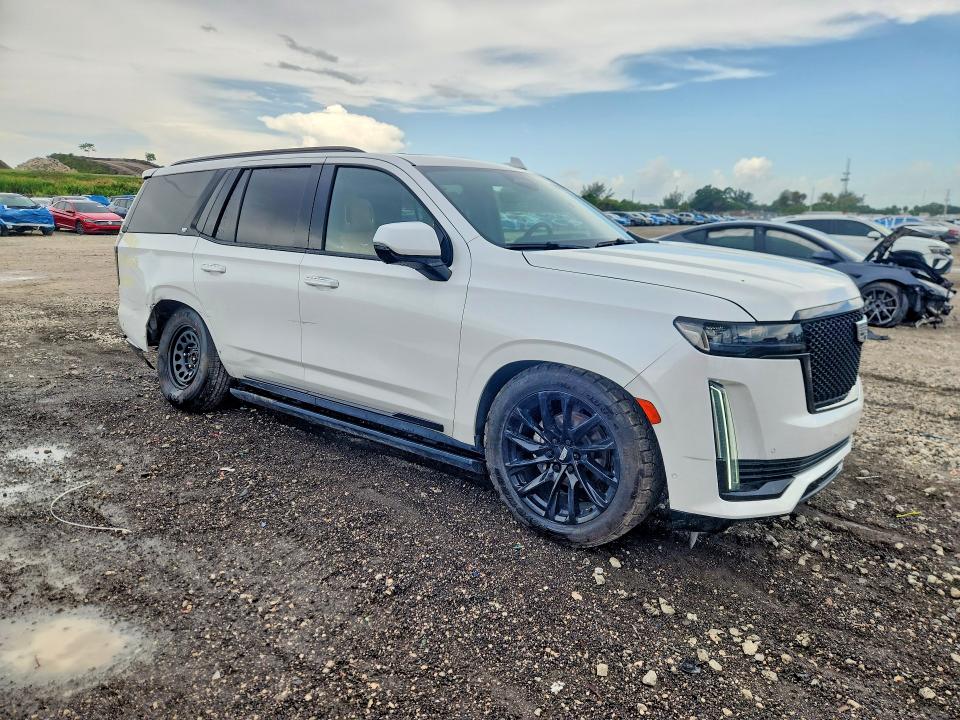 2023 Cadillac Escalade VIN 1GYS3FKLXPR495589 COPART salvage auction — REAR END, Id - Salvage Certificate Of Title, sold $20,700 on 2026-07-02 (photo 4)