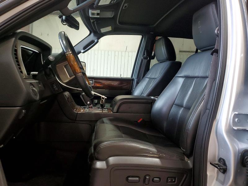 2014 Lincoln Navigator VIN 5LMJJ2H53EEL03693 COPART salvage auction — UNDERCARRIAGE, Tx - Salvage Vehicle Title, sold $2,000 on 2026-07-06 (photo 7)