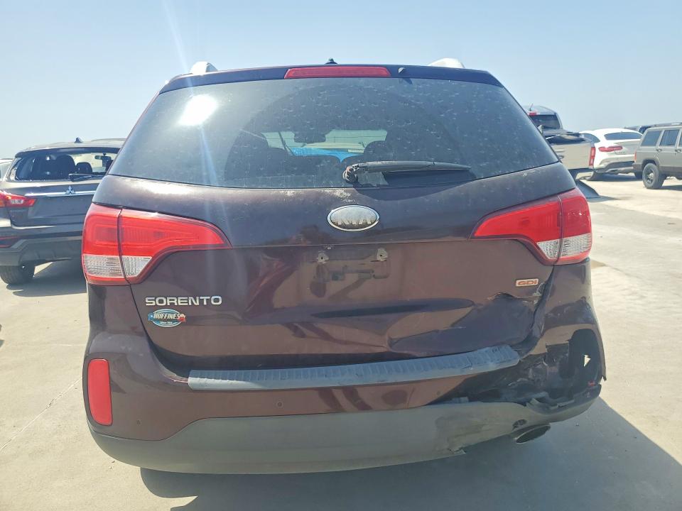 2014 Kia Sorento VIN 5XYKT4A60EG437413 COPART salvage auction — REAR END, Tx - Certificate Of Title (P), sold $800 on 2026-07-09 (photo 6)
