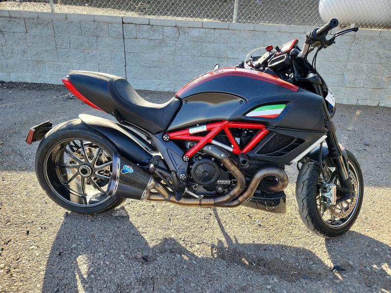 2012 Ducati Diavel VIN ZDM13BLW2CB009349 COPART salvage auction — WATER/FLOOD, Nm - Cert Of Title-Salvage, sold $350 on 2026-07-30 (photo 1)