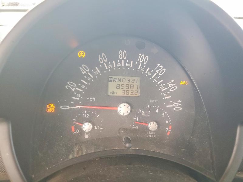 2003 Volkswagen Beetle VIN 3VWDD21C13M411447 COPART salvage auction — SIDE, Tx - Cert Of Title-Rebuilt Salvage, sold $600 on 2026-07-31 (photo 9)