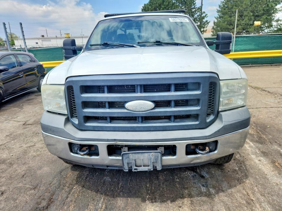 2006 Ford F-250 super duty VIN 1FTSX21546ED27927 COPART salvage auction — REAR END, Co - Dis/Dlr/Exp Only Clean Title, sold $600 on 2026-07-02 (photo 5)