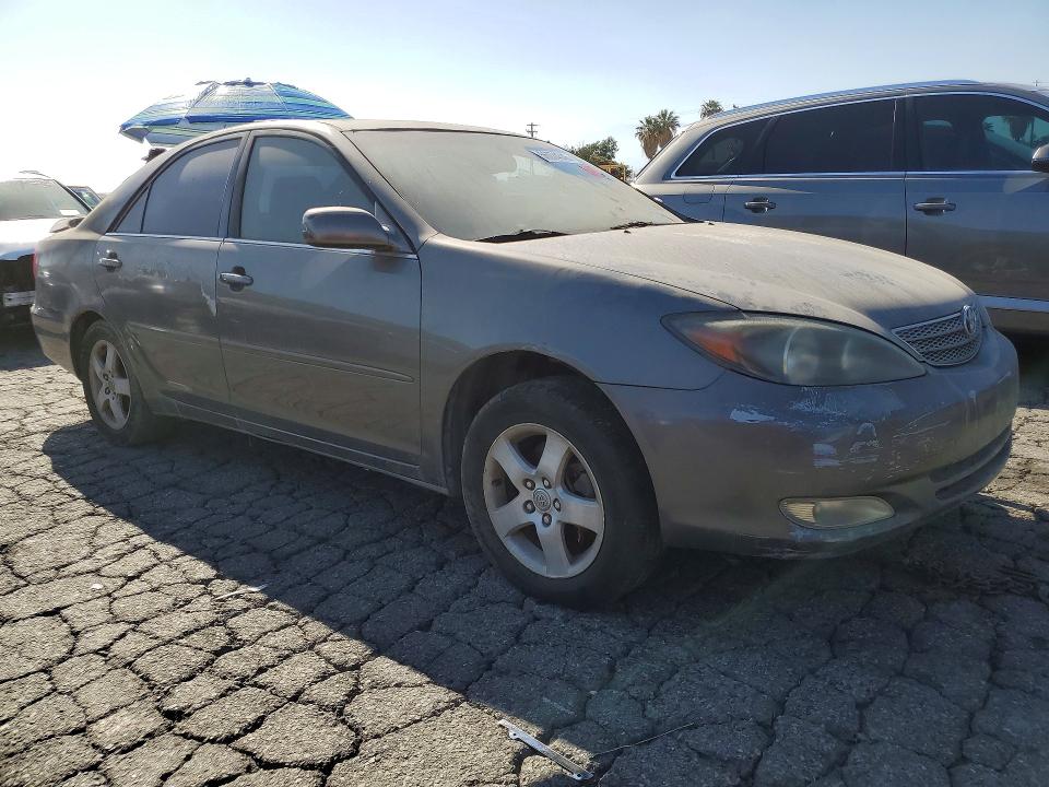 2002 Toyota Camry VIN JTDBE32K320106116 COPART salvage auction — MINOR DENT/SCRATCHES, Ca - Salvage Certificate, sold $175 on 2026-07-02 (photo 4)