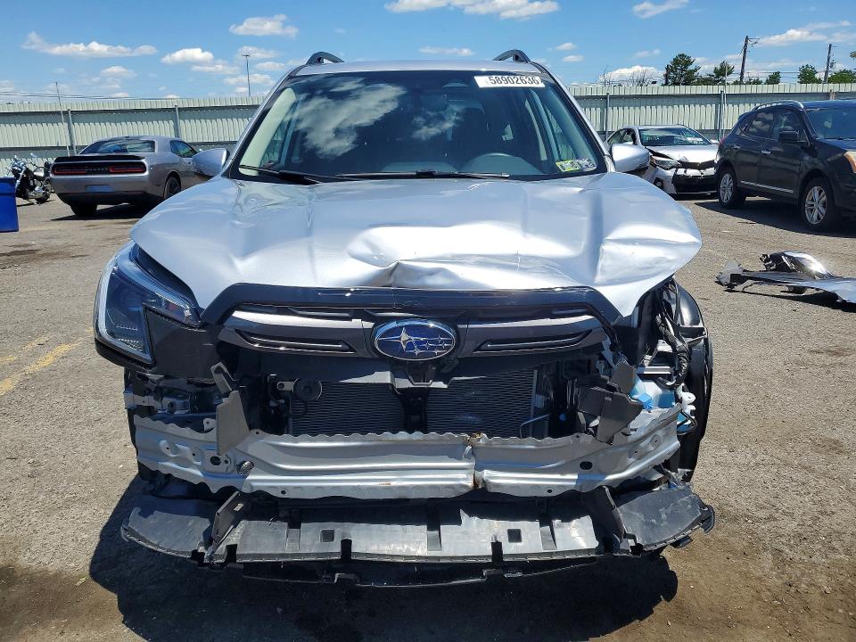 2023 Subaru Forester VIN JF2SKAPC9PH469531 COPART salvage auction — FRONT END, Pa - Certificate Of Salvage, sold $11,400 on 2026-07-28 (photo 5)
