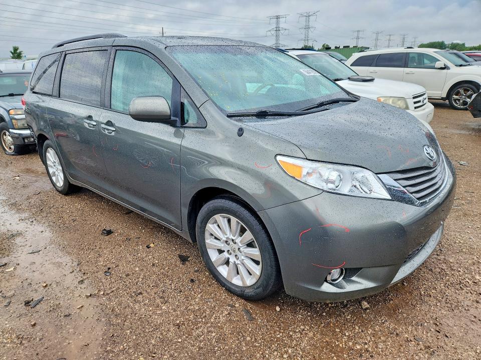 2012 Toyota Sienna VIN 5TDDK3DC2CS044357 COPART salvage auction — REAR END, Il - Salvage Certificate, sold $4,150 on 2026-07-23 (photo 4)