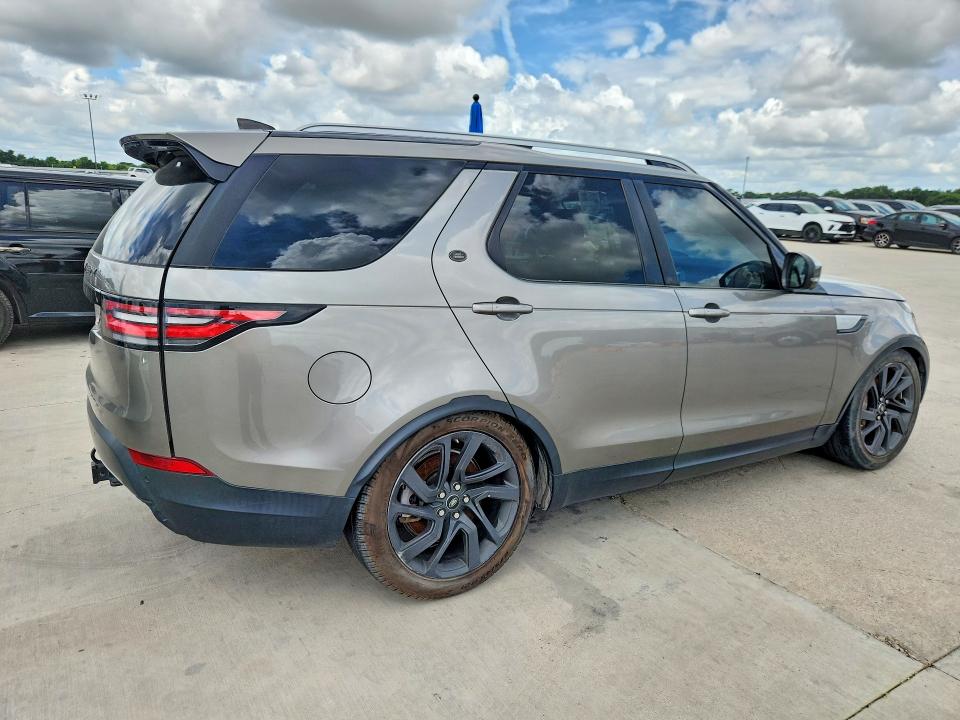 2018 Land rover Discovery VIN SALRR2RV3JA052251 COPART salvage auction — NORMAL WEAR, La - Certificate Of Title, sold $5,800 on 2026-07-30 (photo 3)