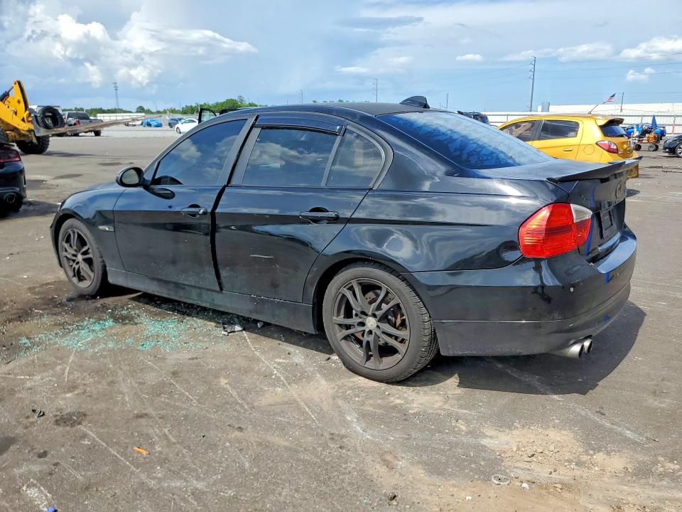 2008 BMW 3 series VIN WBAVA33548PG40436 COPART salvage auction — SIDE, Fl - Cert Of Title Slvg Rebuildable, sold $400 on 2026-07-13 (photo 2)