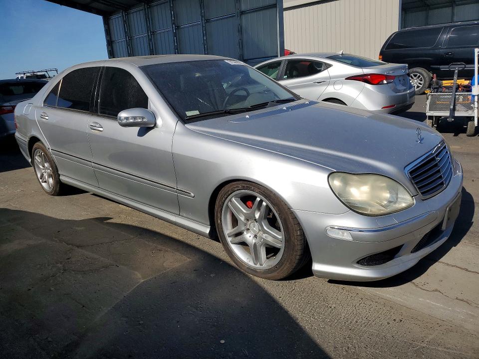 2006 Mercedes-benz S-klasse VIN WDBNG75JX6A462210 COPART salvage auction — REAR END, Ca - Salvage Certificate, sold $175 on 2026-07-30 (photo 4)