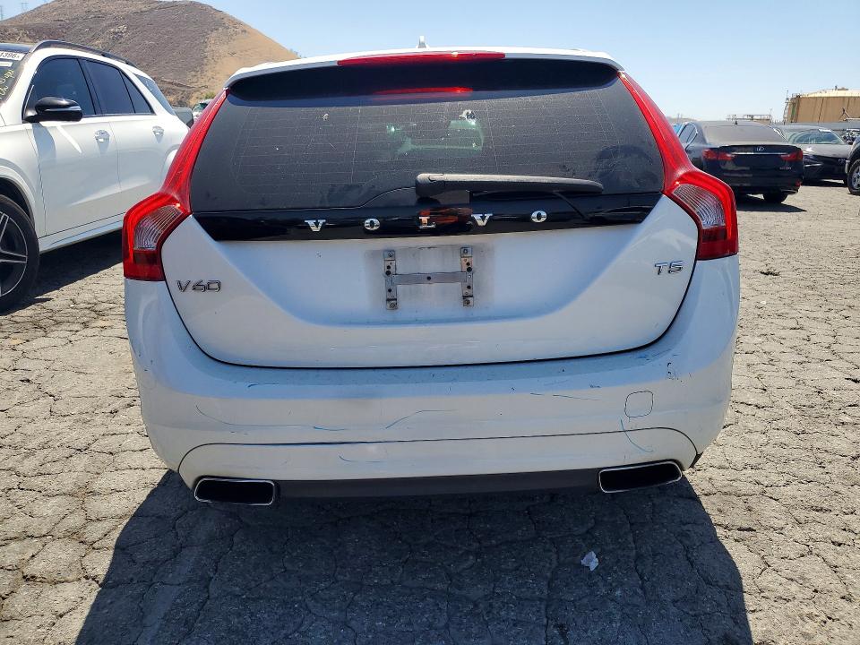 2015 Volvo V60 VIN YV140MEBXF1208094 COPART salvage auction — FRONT END, CA - SALVAGE CERTIFICATE, sold $575 on 2026-07-23 (photo 6)