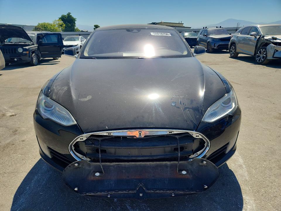 2016 Tesla Model s VIN 5YJSA1E13GF132985 COPART salvage auction — FRONT END, Ca - Dis/Dlr/Exp Only Clean Title, sold $3,250 on 2026-07-24 (photo 5)
