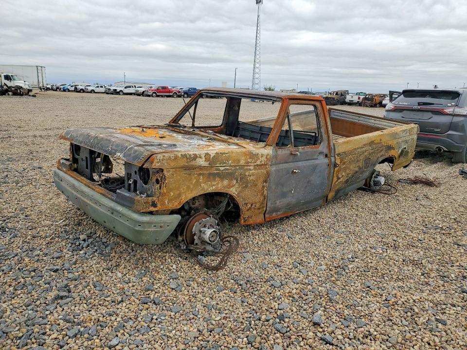 1989 Ford F-250 VIN 1FTHF26H6KKA00425 COPART salvage auction — BURN, Tx - Nonrepairable Title, sold $90 on 2026-07-07 (photo 1)