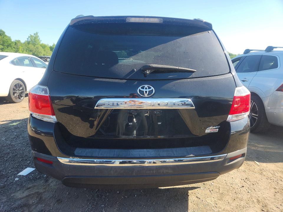 2013 Toyota Highlander VIN 5TDDK3EH2DS245767 COPART salvage auction — SIDE, Ma - Cert Of Title-Reconstrctd Coll, sold $750 on 2026-07-29 (photo 6)