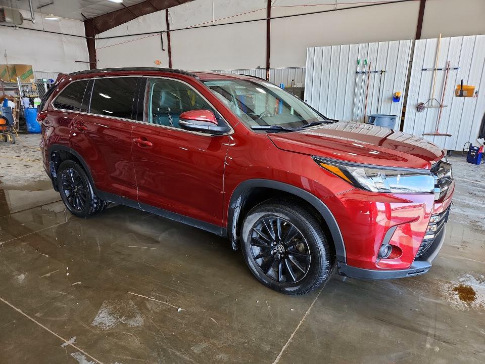 2019 Toyota Highlander VIN 5TDJZRFH9KS625623 COPART salvage auction — REAR END, Il - Salvage Certificate, sold $10,300 on 2026-07-22 (photo 4)