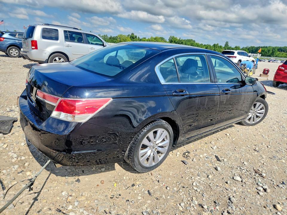 2011 Honda Accord VIN 1HGCP2E76BA085306 COPART salvage auction — FRONT END, Mi - Certificate Of Title, sold $400 on 2026-07-30 (photo 3)