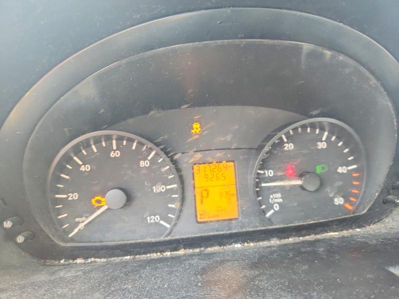 2011 Mercedes-benz Sprinter VIN WD3PE8CB6B5573741 COPART salvage auction — MINOR DENT/SCRATCHES, Nj - Certificate Of Title, sold $150 on 2026-07-21 (photo 9)