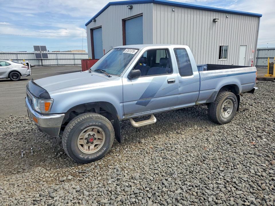 1989 Toyota Pickup VIN JT4VN13D8K5013807 COPART salvage auction — SIDE, Wa - Vehicle Cert Of Ownership-Titl, sold $7,200 on 2026-07-08 (photo 1)