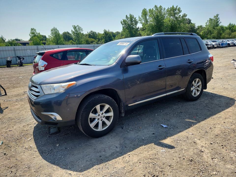 2013 Toyota Highlander VIN 5TDBK3EH7DS237980 COPART salvage auction — REAR END, Ma - Cert Of Title-Reconstrctd Coll, sold $3,600 on 2026-07-15 (photo 1)