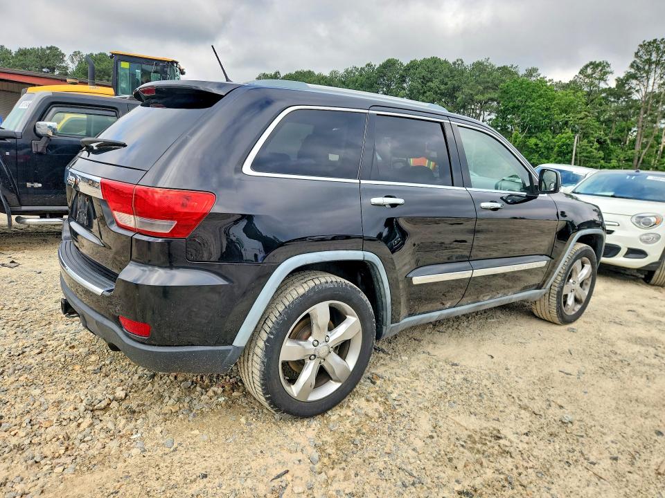 2011 Jeep Grand cherokee VIN 1J4RR6GG0BC561104 COPART salvage auction — NORMAL WEAR, De - Certificate Of Title, sold $725 on 2026-07-21 (photo 3)