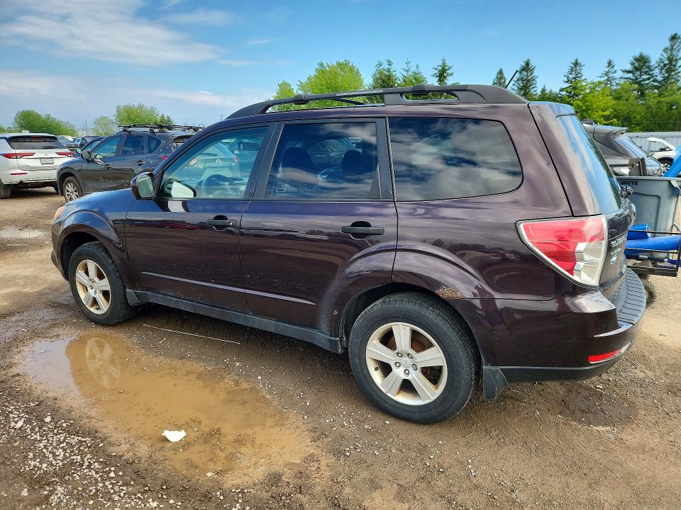 2013 Subaru Forester VIN JF2SHCBC7DH405310 COPART salvage auction — MINOR DENT/SCRATCHES, On - Permit No Brand - Unfit, sold $300 on 2026-07-03 (photo 2)