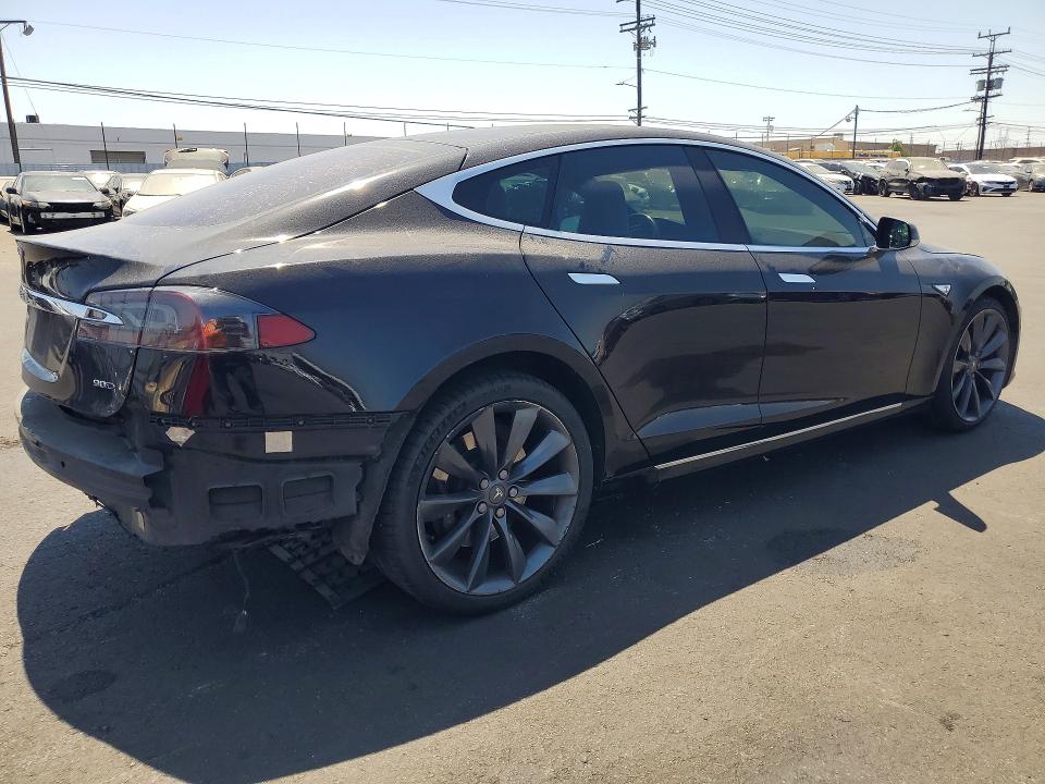 2016 Tesla Model s VIN 5YJSA1E2XGF144804 COPART salvage auction — REAR END, CA - SALVAGE CERTIFICATE, sold $5,300 on 2026-07-20 (photo 3)