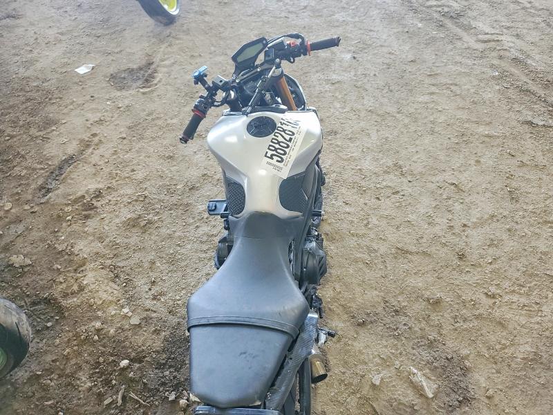 2015 Yamaha VIN JYARN33E4FA008473 COPART salvage auction — FRONT END, TX - SALVAGE VEHICLE TITLE (P), sold $1,050 on 2026-07-16 (photo 6)