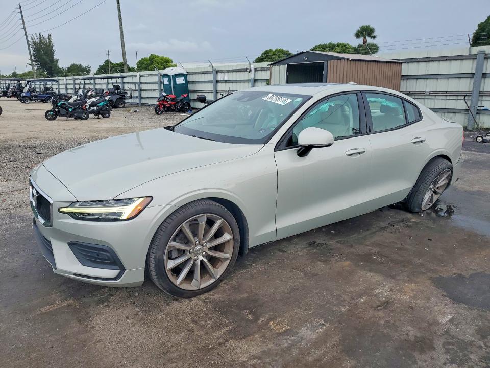 2019 Volvo VIN 7JR102FK4KG004783 COPART salvage auction — UNDERCARRIAGE, Fl - Cert Of Title Slvg Rebuildable, sold $2,350 on 2026-07-13 (photo 1)