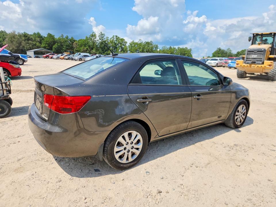 2011 Kia Forte VIN KNAFU4A20B5459411 COPART salvage auction — MINOR DENT/SCRATCHES, Fl - Cert Of Title Slvg Rebuildable, sold $15 on 2026-07-24 (photo 3)