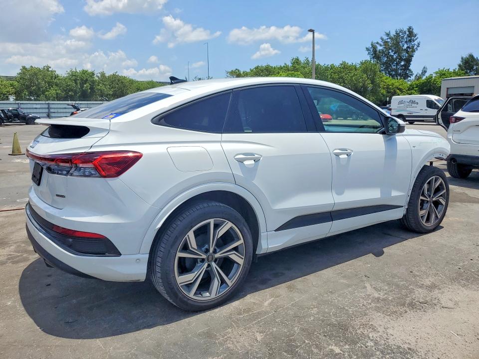 2023 Audi Q4 e-tron VIN WA132BFZ5PP066824 COPART salvage auction — FRONT END, Fl - Cert Of Title Slvg Rebuildable, sold $14,000 on 2026-08-05 (photo 3)