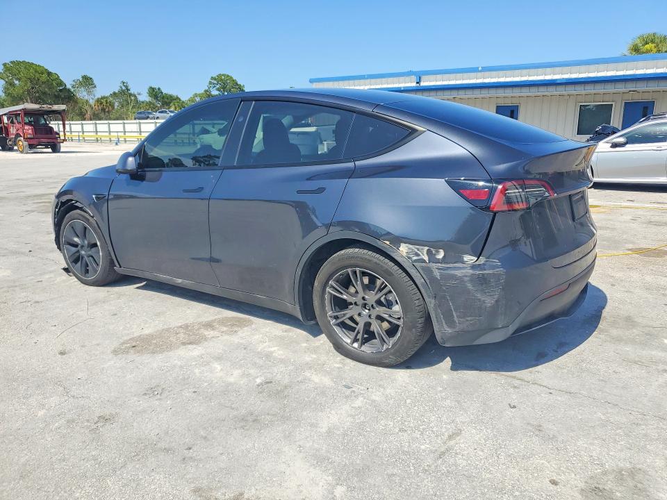 2024 Tesla Model y VIN 7SAYGDEE9RA317591 COPART salvage auction — FRONT END, Fl - Cert Of Title Slvg Rebuildable, sold $150 on 2026-07-29 (photo 2)