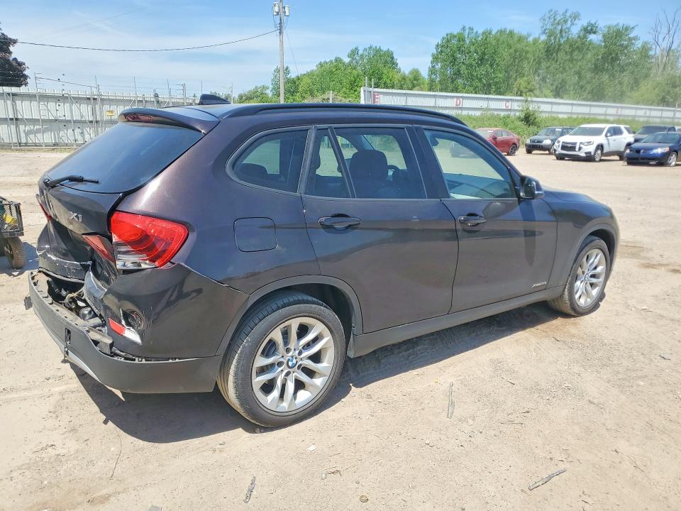 2015 BMW X1 VIN WBAVL1C58FVY41552 COPART salvage auction — REAR END, Mi - Certificate Of Title, sold $1,975 on 2026-08-01 (photo 3)