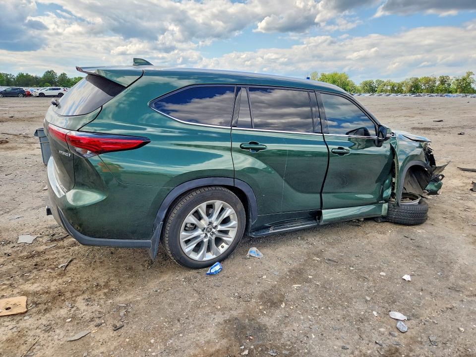2023 Toyota Highlander VIN 5TDXBRCH6PS588573 COPART salvage auction — FRONT END, Va - Cert Of Title - Salvage, sold $14,000 on 2026-07-22 (photo 3)