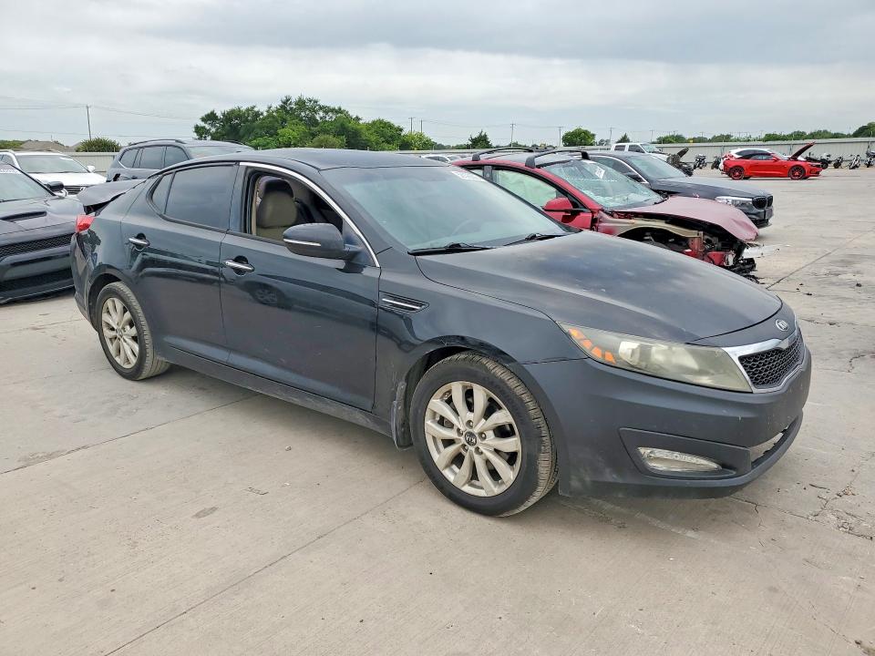 2013 Kia VIN 5XXGN4A75DG160303 COPART salvage auction — REAR END, Tx - Salvage Vehicle Title, sold $775 on 2026-07-02 (photo 4)