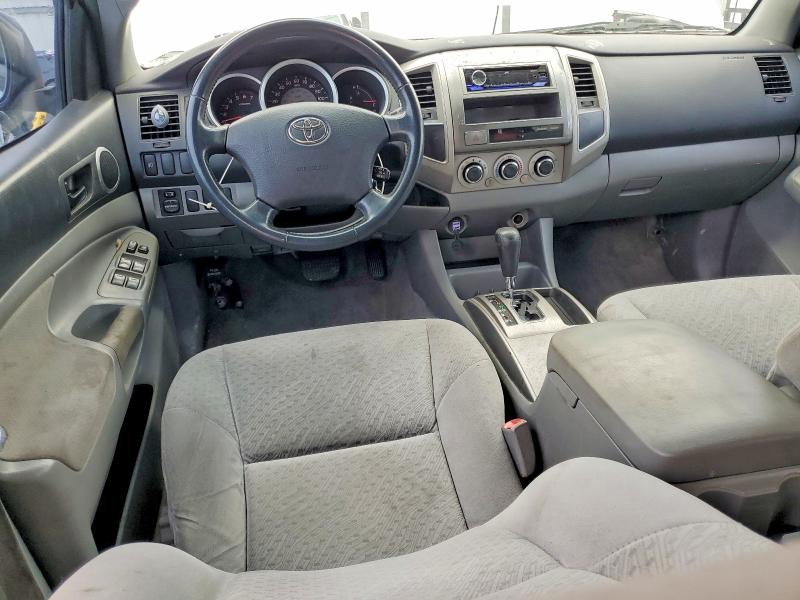 2006 Toyota Tacoma VIN 3TMJU62N86M015033 COPART salvage auction — MINOR DENT/SCRATCHES, Fl - Certificate Of Title, sold $2,300 on 2026-07-24 (photo 8)