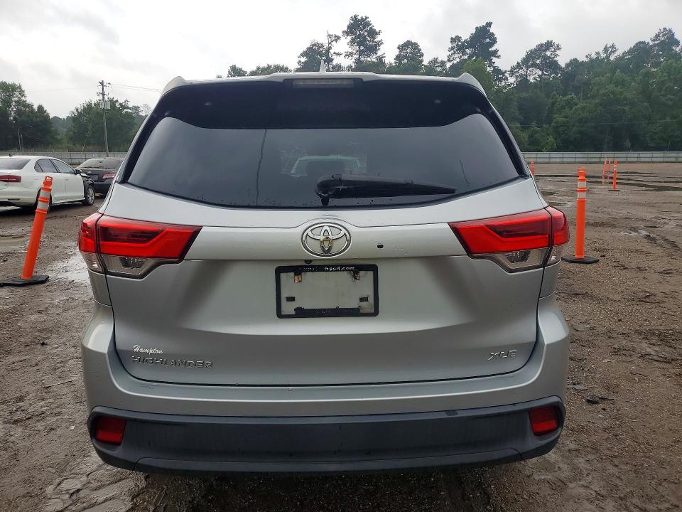 2018 Toyota VIN 5TDKZRFH2JS538097 COPART salvage auction — FRONT END, La - Cert Of Title-Salvage, sold $6,900 on 2026-07-10 (photo 6)