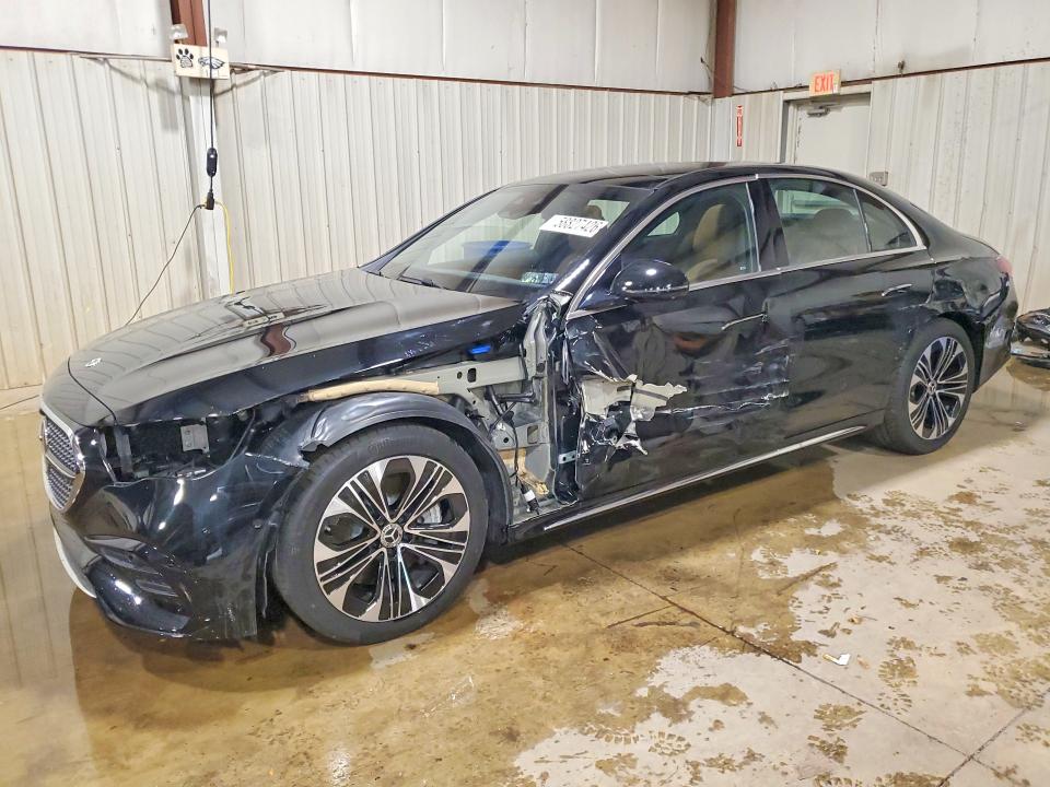 2025 Mercedes-benz VIN W1KLF6BB8SA156481 COPART salvage auction — SIDE, Pa - Certificate Of Salvage, sold $32,000 on 2026-07-07 (photo 1)