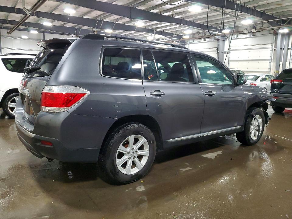 2013 Toyota Highlander VIN 5TDBK3EH0DS248450 COPART salvage auction — FRONT END, Mn - Cert Of Title-Salvage, sold $4,700 on 2026-07-14 (photo 3)
